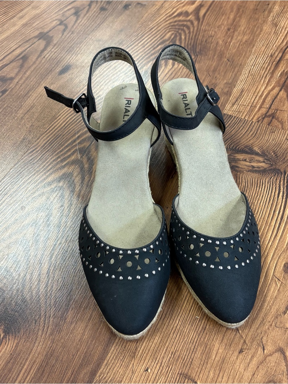 Rialto size 10